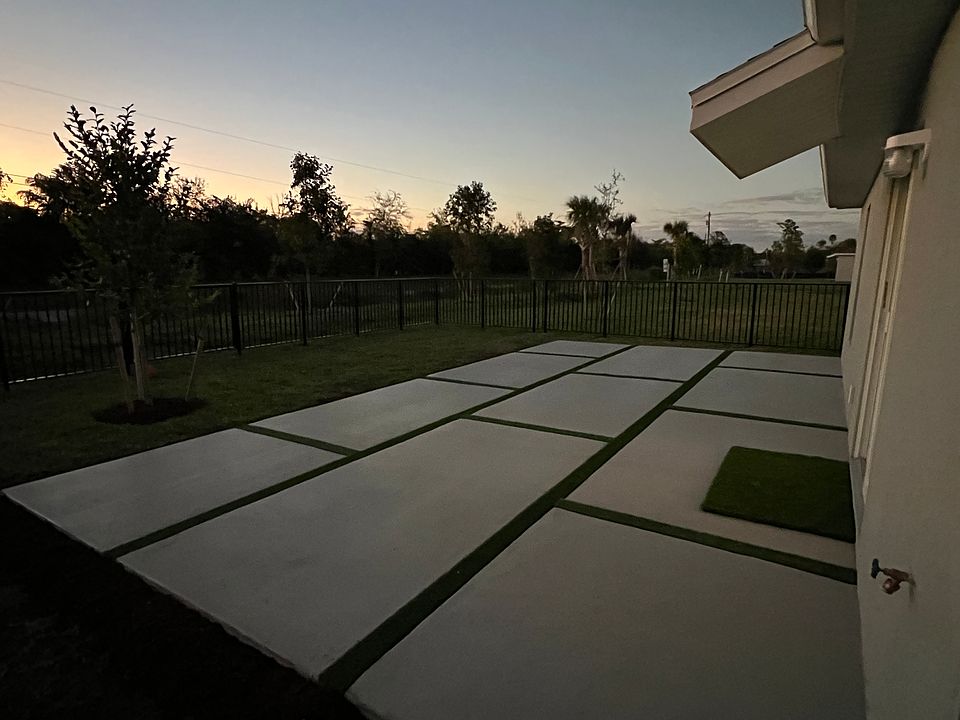 Modern 16x30 Patio