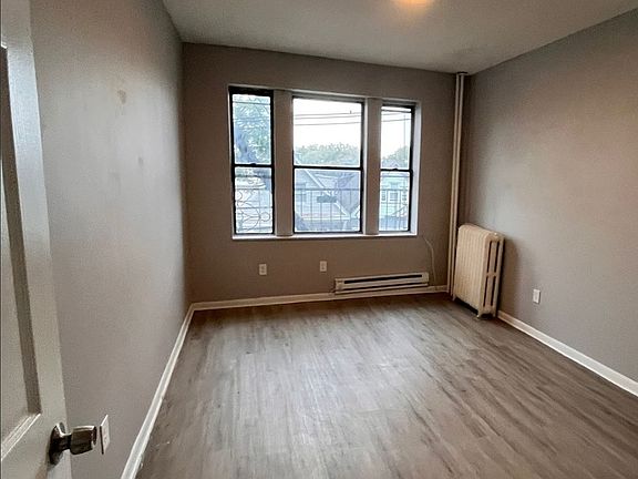 4th image of 12 Bergen Ave #3L