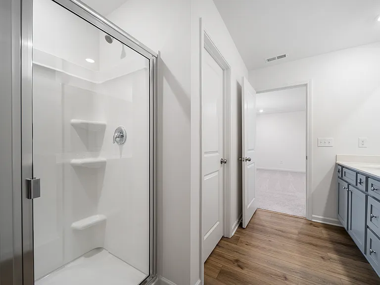49 Elijah St — Photo 16