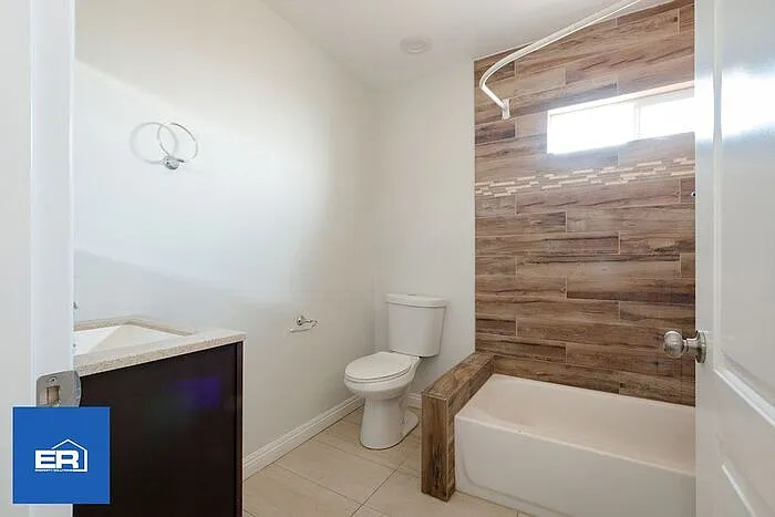 2720 E Cincinnati St #2720 — Photo 25