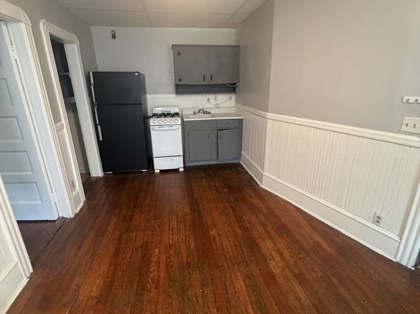 238 Davis St #2