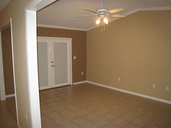 5th image of 3212 NW 18th St