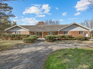 22152 N Old Barrington Rd, Barrington, IL 60010