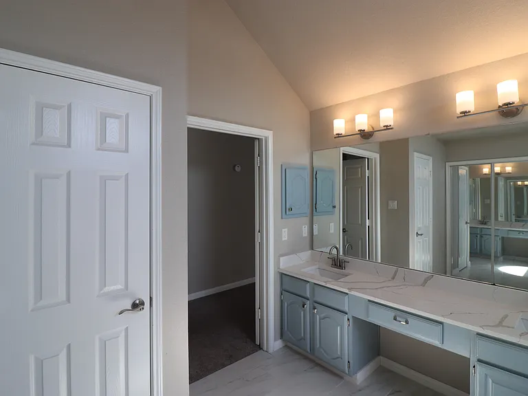 4606 Clay Dr — Photo 31