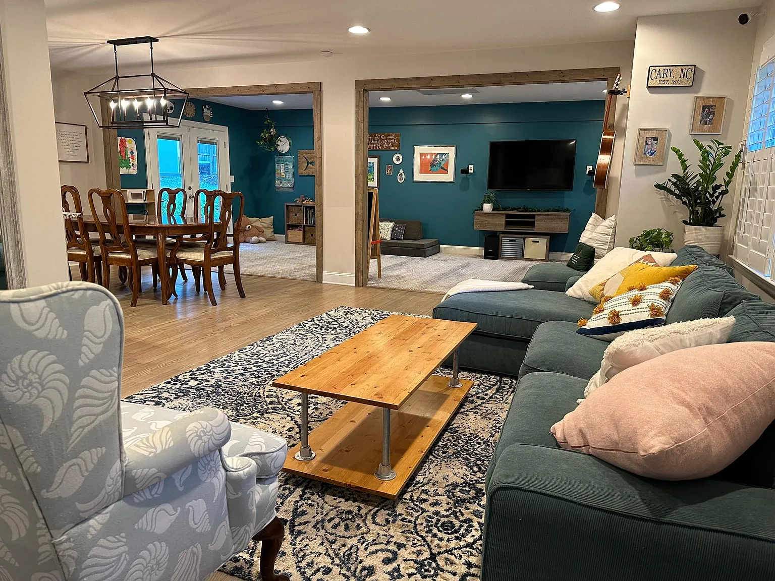 3 bed, 2148 sqft, $3,600 — Photo 3