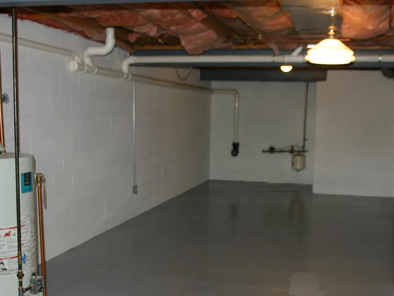 Full Basement