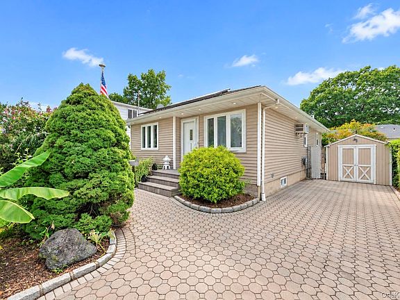 3rd image of 325 Beachview Street