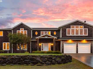 89663 Ocean Dr, Warrenton, OR 97146
