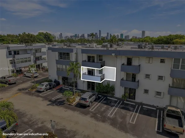 1800 SW 25th St #2204, Miami, FL 33145