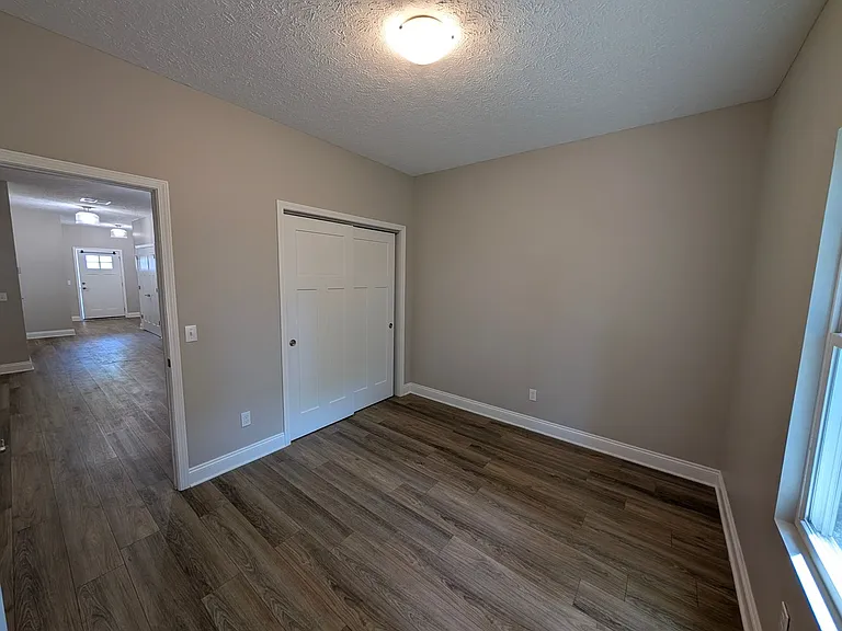 638 Treadway Blvd — Photo 8
