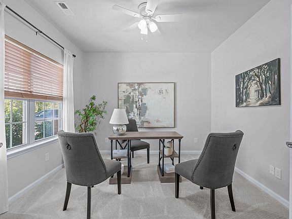 4th image of 1109 Spring Meadow Way