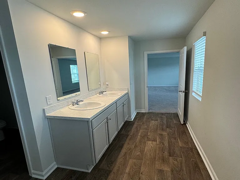528 Turpentine Trl — Photo 10