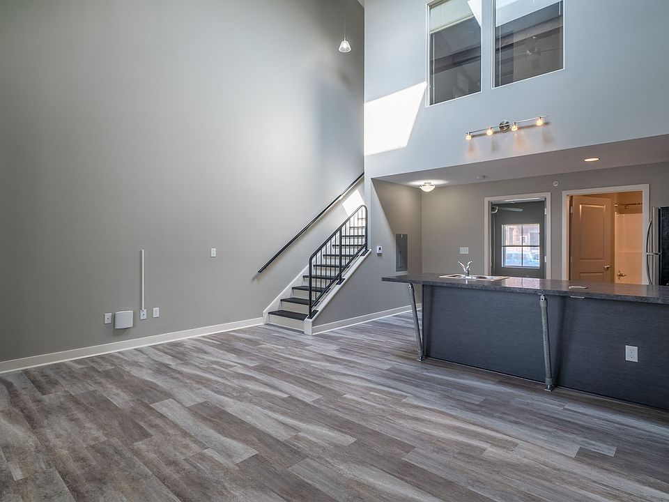 1st image of 68 Tonawanda St APT 8
