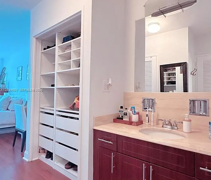 5700 Collins Ave #3N — Photo 8