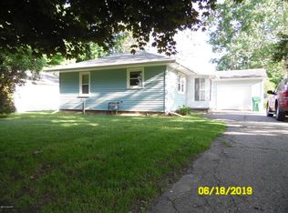 23391 River Run Rd, Mendon, MI 49072