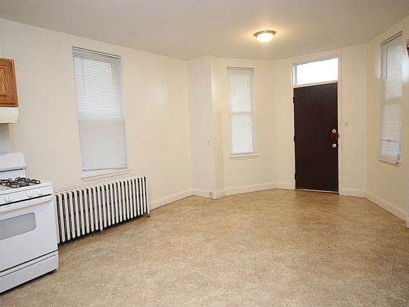 3rd image of 1708 Linden Ave APT 1
