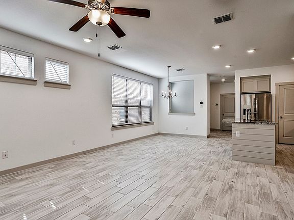 4th image of 1347 Casselberry Dr