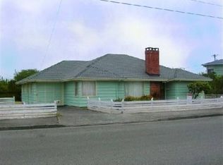 1061 J St, Crescent City, CA 95531