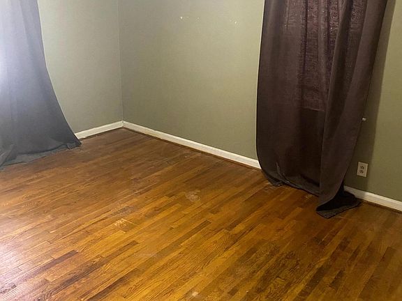 5th image of 1567 Oakland Park Ave