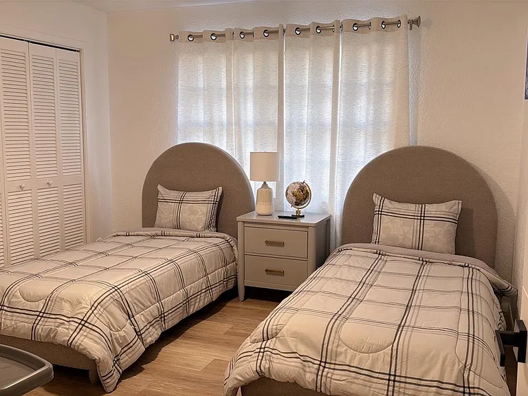 6237 Spring Hill Dr — Photo 20