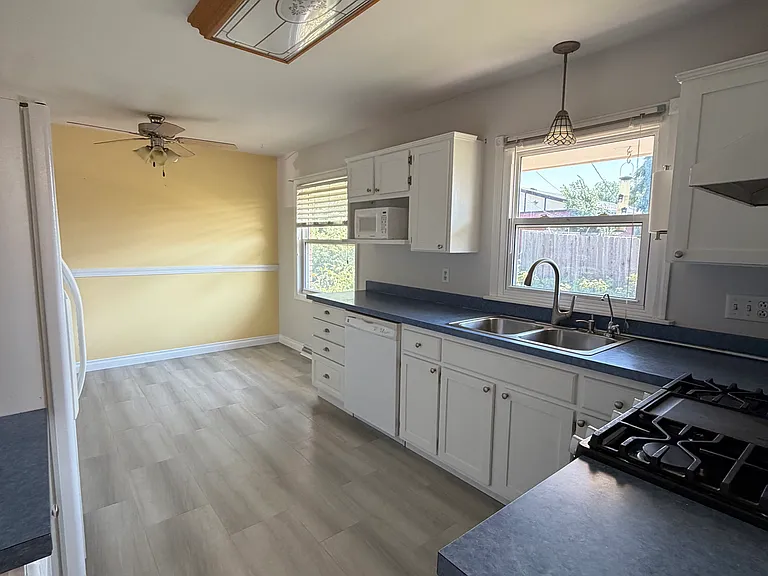 4200 Jefferson Ct #4200 — Photo 8