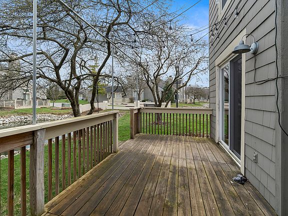 4th image of 9479 Bridgewater Cir
