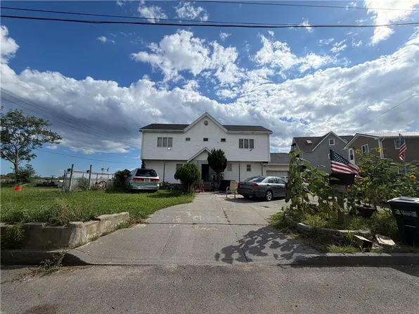 1005 Church Rd, Broad Channel, NY 11693