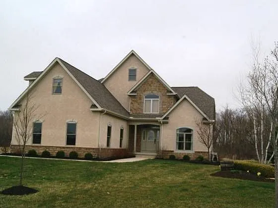 1212 Forsyth Ln photo 1