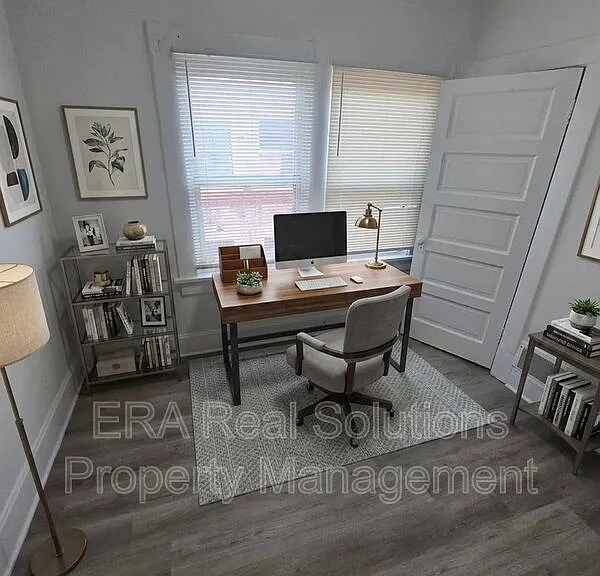 950 McAllister Ave — Photo 4
