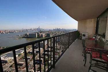 Sold by Hudson View Realty LLC