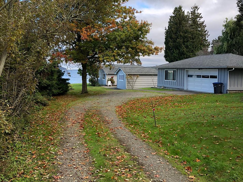 1st image of 29613 Beach Dr NE
