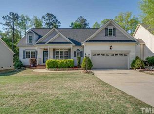 944 Lukestone Dr, Fuquay Varina, NC 27526