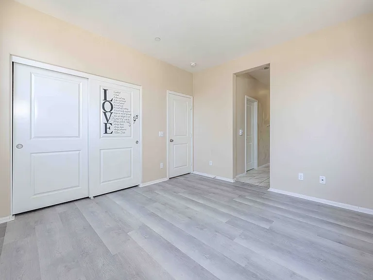 10208 Jasmine Ct — Photo 15