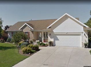 6651 Pheasant Creek Trl, Racine, WI 53406