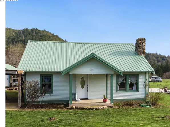 4359 Canyonville Riddle Rd, Riddle, OR 97469