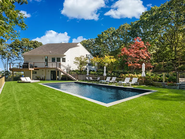 38 Three Mile Harbor Dr — Photo 23