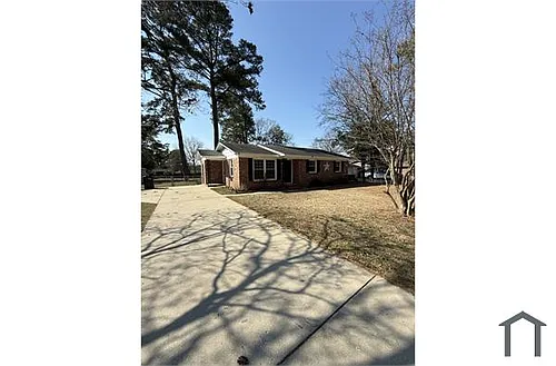285 Decatur Dr Photo 1