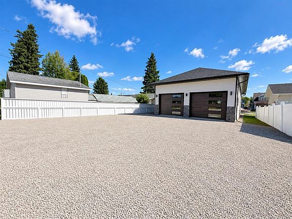 4th image of 4920 S 10th Ave