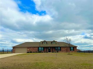 227 Hillcrest Ln, Decatur, TX 76234