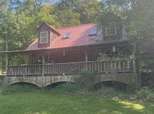 929 Robin Hill Rd, Russell, PA 16345