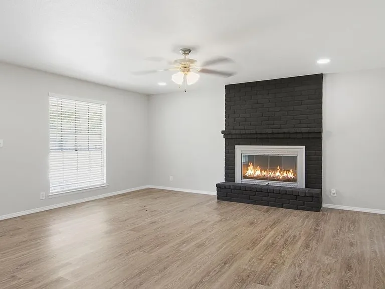 7211 Glen Hvn — Photo 3