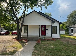 909 N Virginia St #A, Terrell, TX 75160