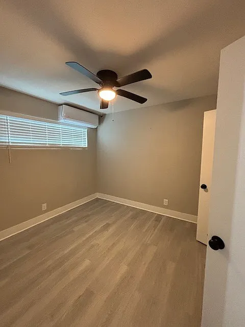 4309 Pease Street — Photo 4