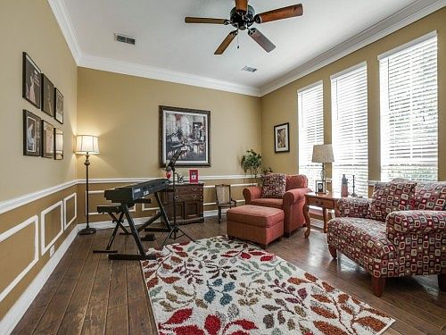 5th image of 1113 Parkview Ln