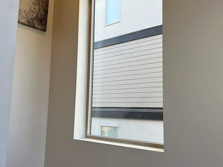 153 W Autumn Ln — Photo 1