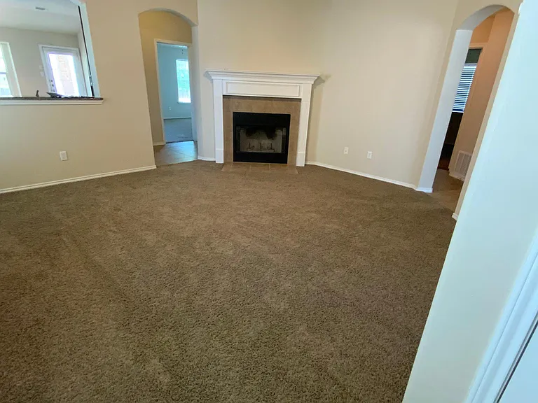 5911 Hopkins Dr — Photo 3