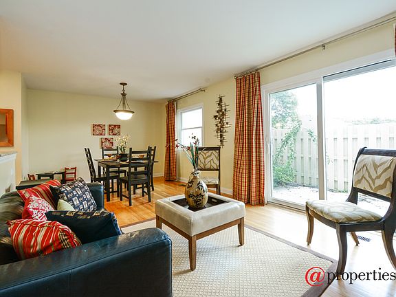 Living Room / Dining Room