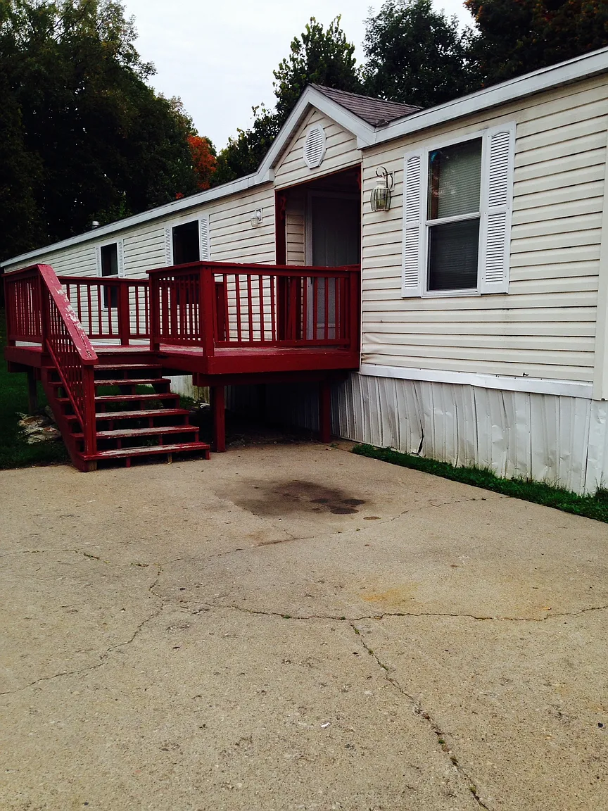 1509 Crescentlane Dr photo 1