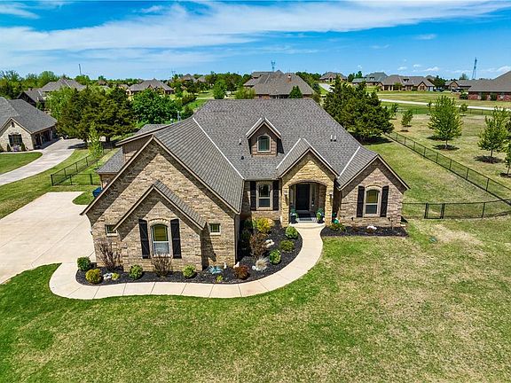 2nd image of 8721 SW 109th Ct