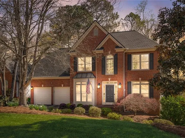 2175 Barrett Dr, Cumming, GA 30040